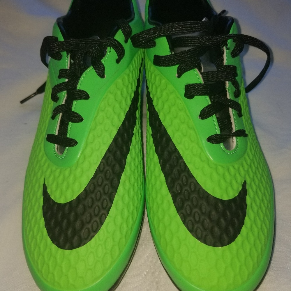 Nike Hypervenom Cleats